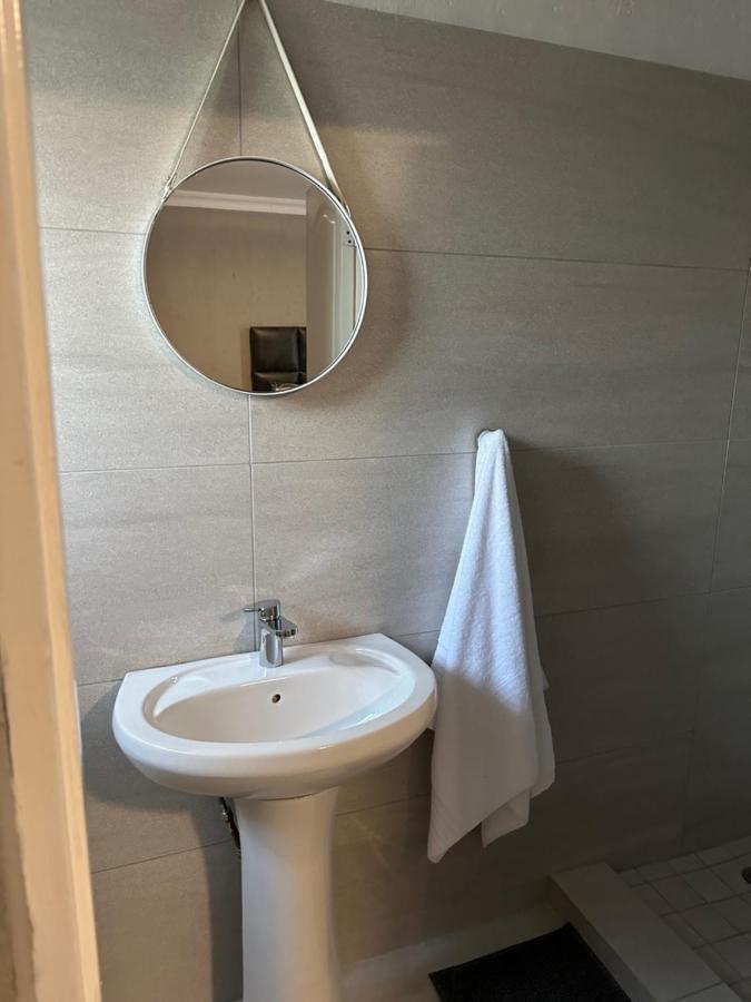 One Home Претория Экстерьер фото